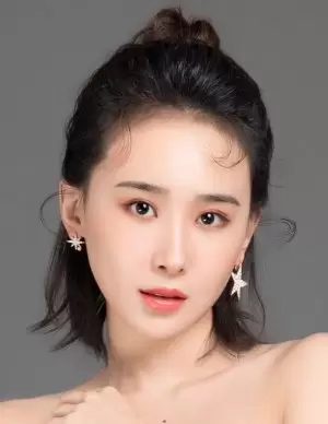 Qin Yi Jia