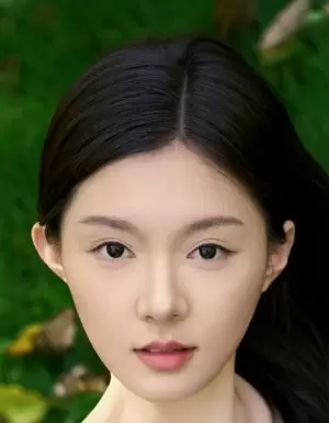 Huang Xin Yue